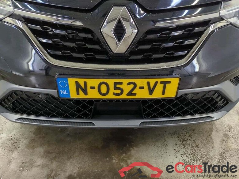 RENAULT Arkana 1.6 E-T H 145 RSLine #4