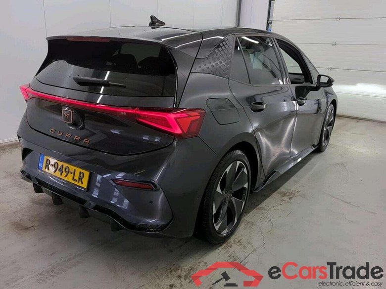 CUPRA Born Adrenaline 62 kWh #2