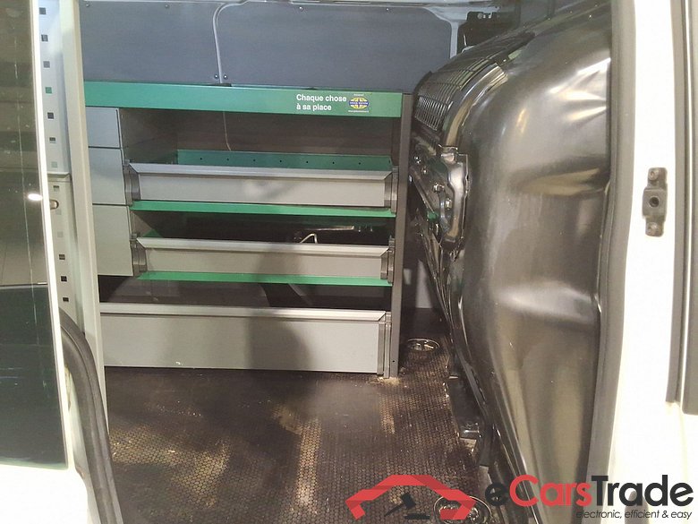 FORD TRANSIT CONNECT SWB DIESEL - 2 T200 1.5 TDCi Trend (EU6) STOCK #5