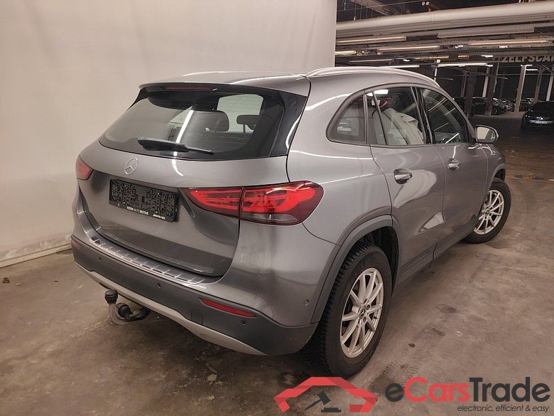 Mercedes-Benz GLA GLA 180 d Business Solution 5d #2