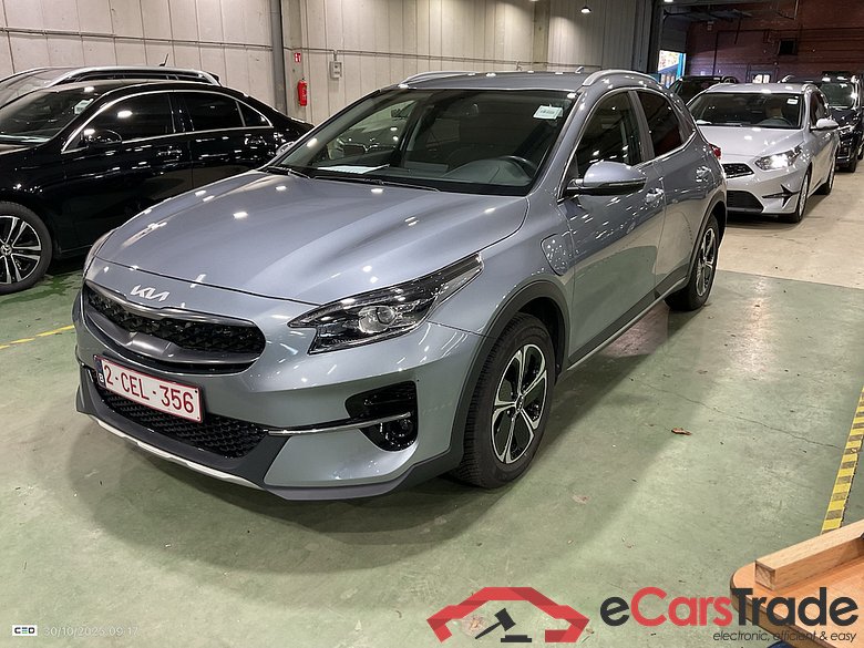 KIA XCEED 1.6 GDI PHEV DCT BUSINESS LINE #1