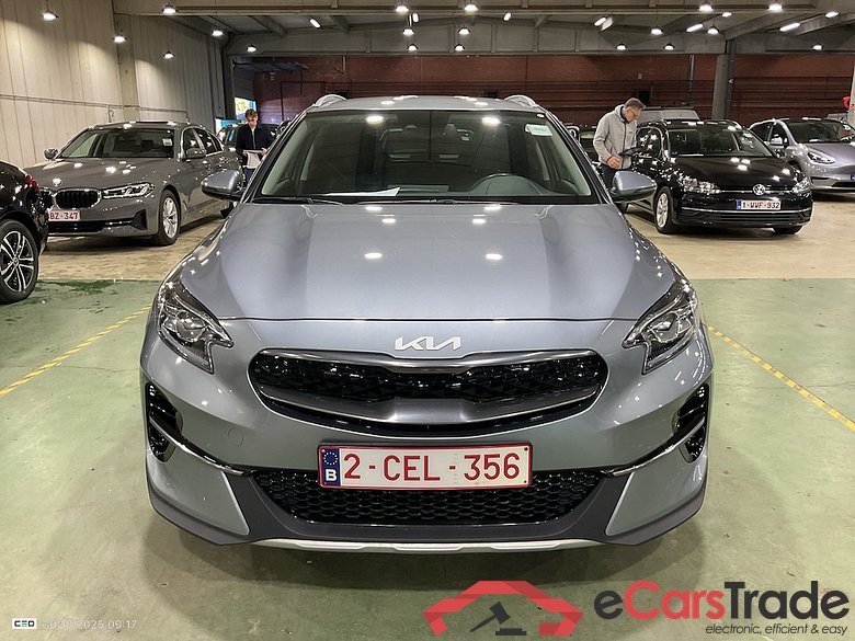 KIA XCEED 1.6 GDI PHEV DCT BUSINESS LINE #2