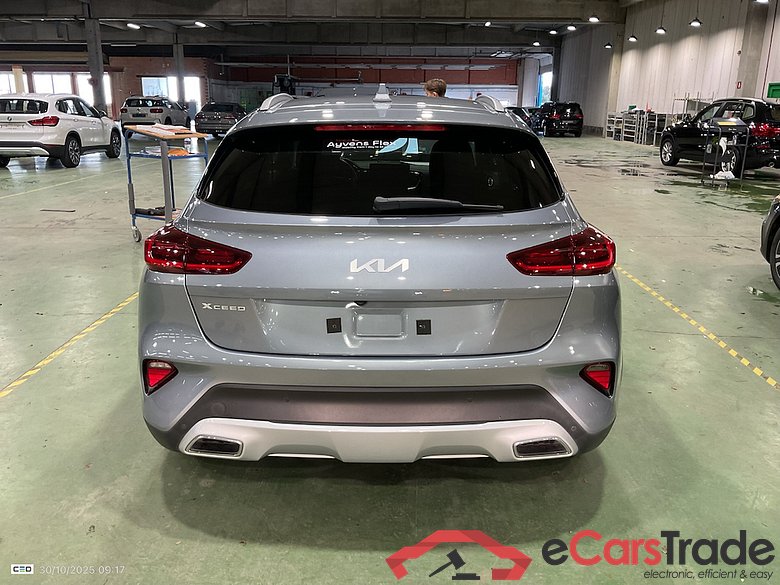 KIA XCEED 1.6 GDI PHEV DCT BUSINESS LINE #5