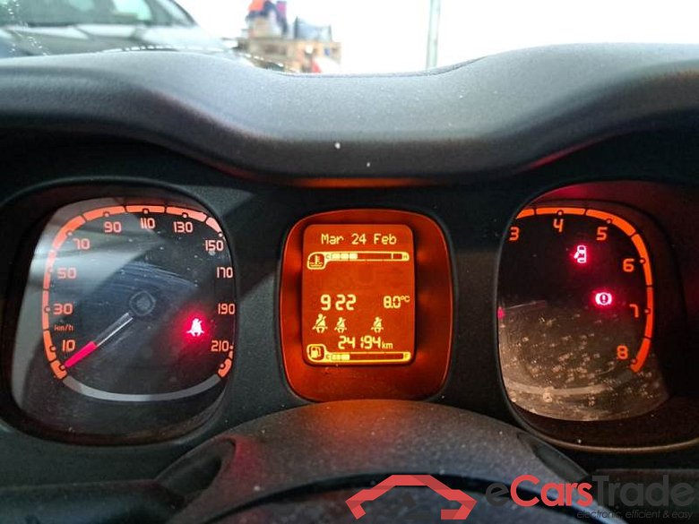 FIAT PANDA / 2011 / 5P / BERLINA 0.9 TWINAIR TURBO 85CV WILD 4X4 #4