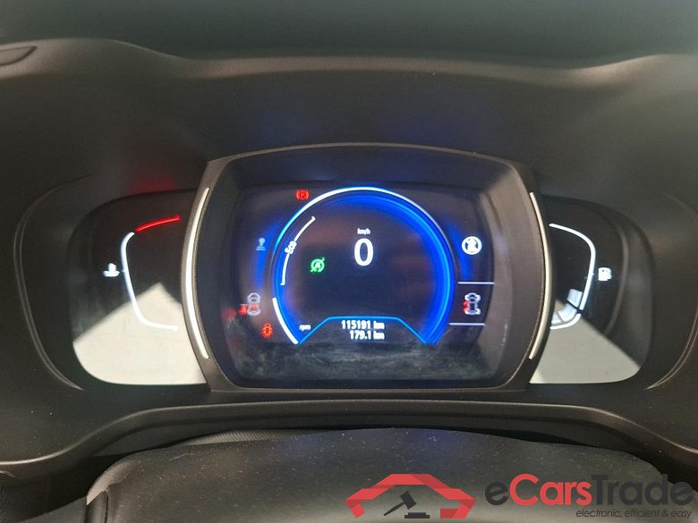 RENAULT Kadjar / 2018 / 5P / Crossover Business TCe 140 FAP #6