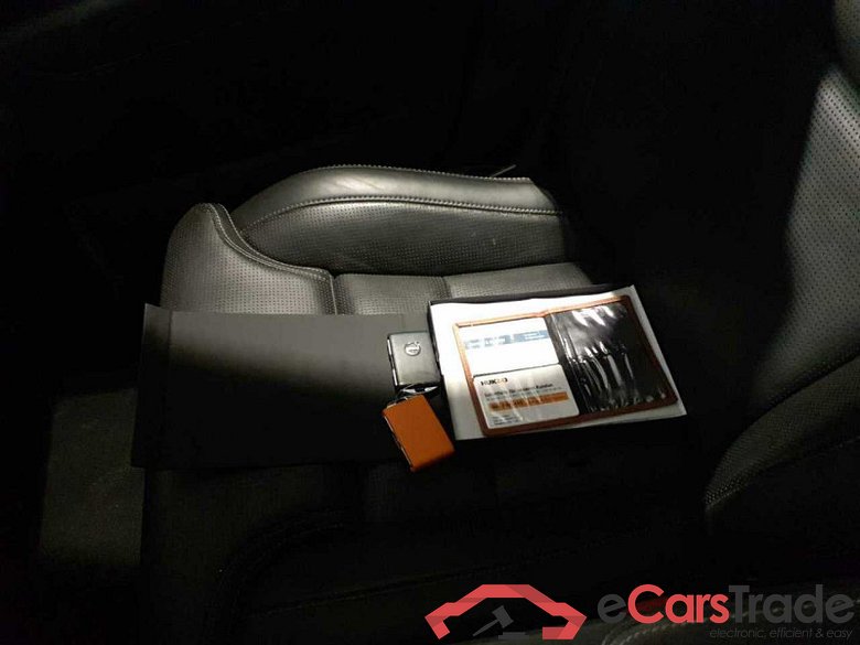 Volvo XC60 (03.2017->) DE - SUV5 B5 (Benzin) 2WD EU6d, Inscription Mild-Hybrid (EURO 6d), (Facelift) 20 #3