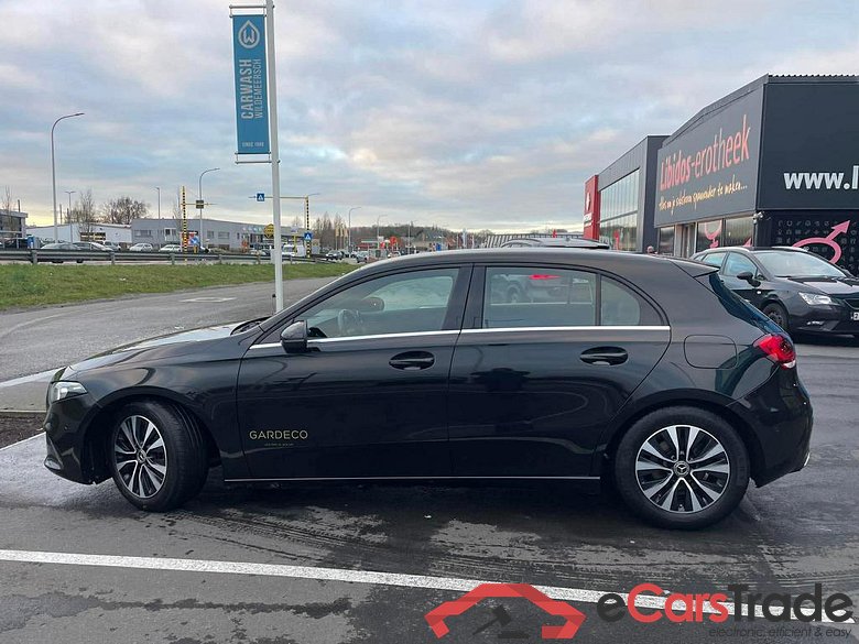 MERCEDES-BENZ A 180 d Business Solution