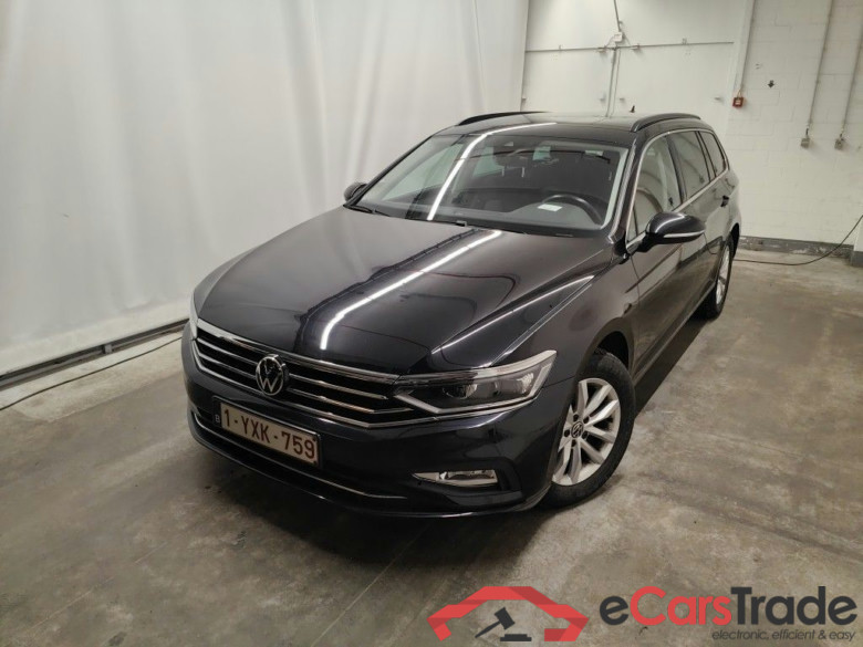 Volkswagen Passat Variant 2.0 TDI 90kW DSG Style Business 5d #1