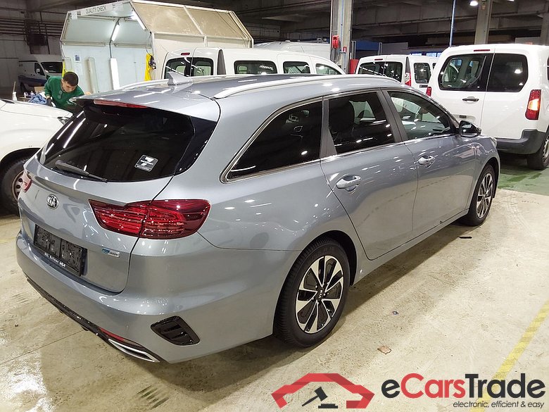 KIA Cee'd 1.6 GDI PHEV BUSINESS LINE DCT #4
