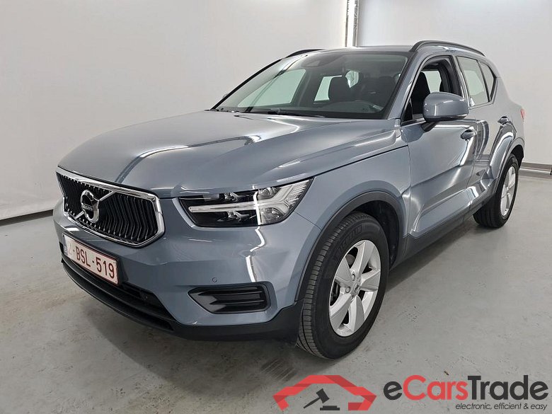 VOLVO XC40 1.5 T2 MOMENTUM CORE AUTO #1
