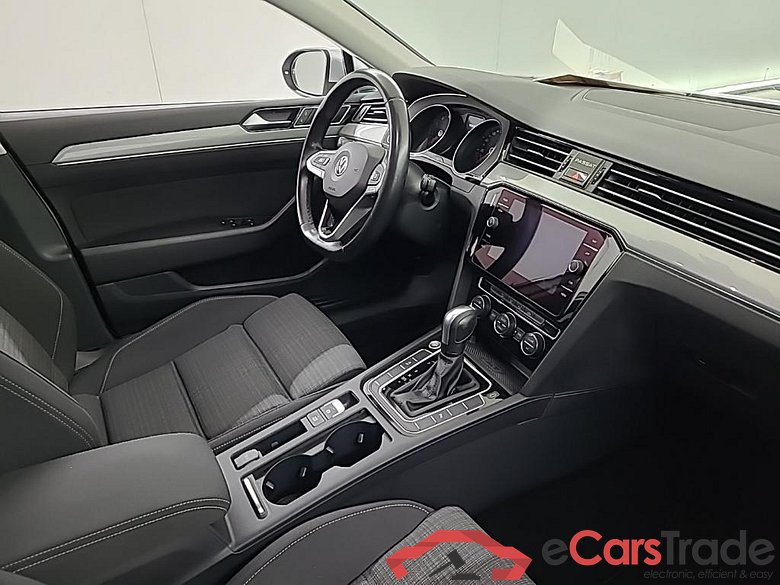 VOLKSWAGEN Passat Variant 1.5 TSI 7-DSG Comfort Business 5D 110kW #6
