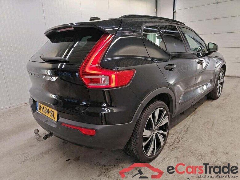 VOLVO XC40 Recharge P8 AWD RDes #2