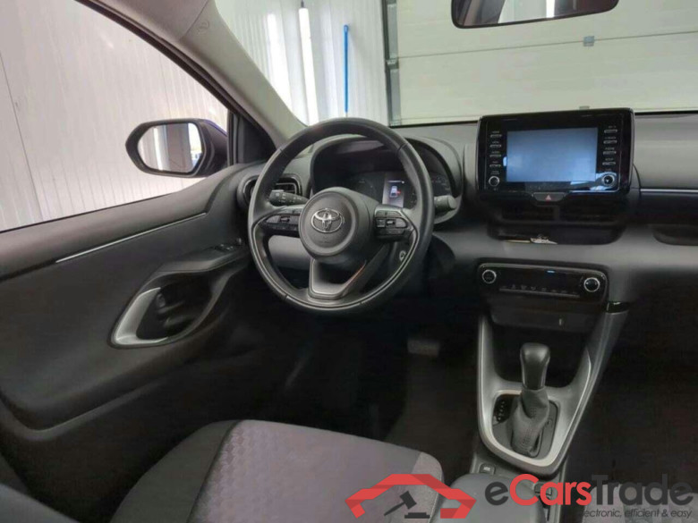 TOYOTA Yaris 1.5 Hyb. Active #3
