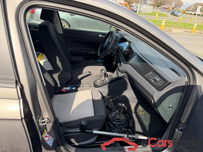 VOLKSWAGEN Polo Polo Trendline 1.0 59 kW (80 ch) 5 vitesses manuel #3