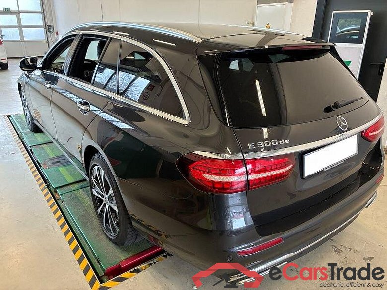 Mercedes-Benz E T-Modell (BM 213)(06.2016->) DE - Kb5 E 300 de EU6d, T de Avantgarde (EURO 6d), (Facelift) 2020 - 2023 #4
