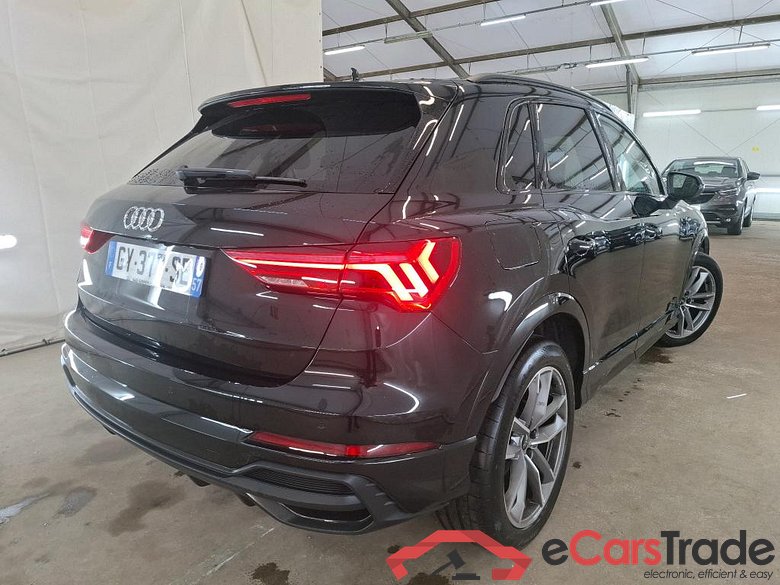 AUDI Q3 / 2018 / 5P / SUV 35 TDI 150 S TRONIC S LINE #3