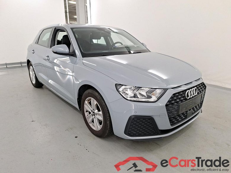 AUDI A1 1.0 25 TFSI ATTRACTION #2