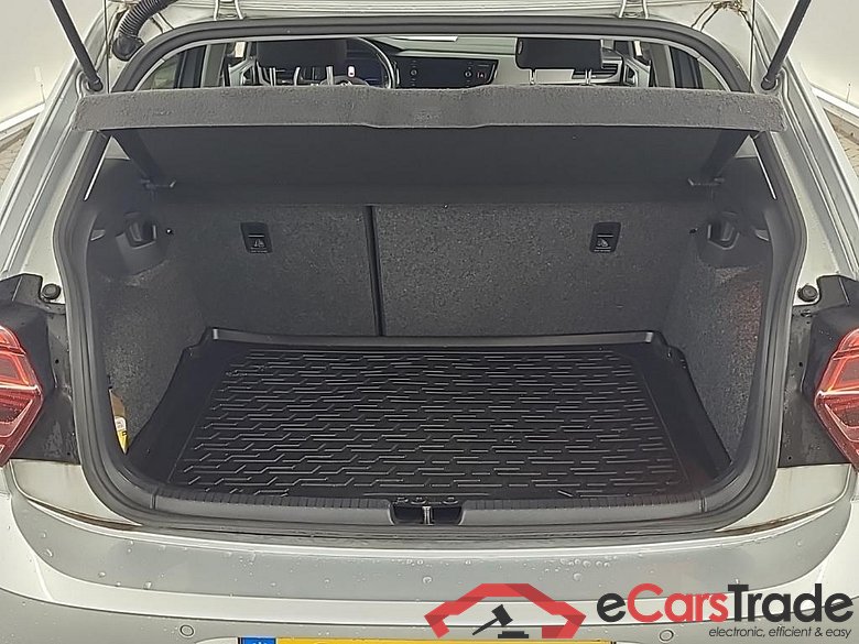 VOLKSWAGEN POLO 1.0 TSI 85kW Comfortline Business 5D #5