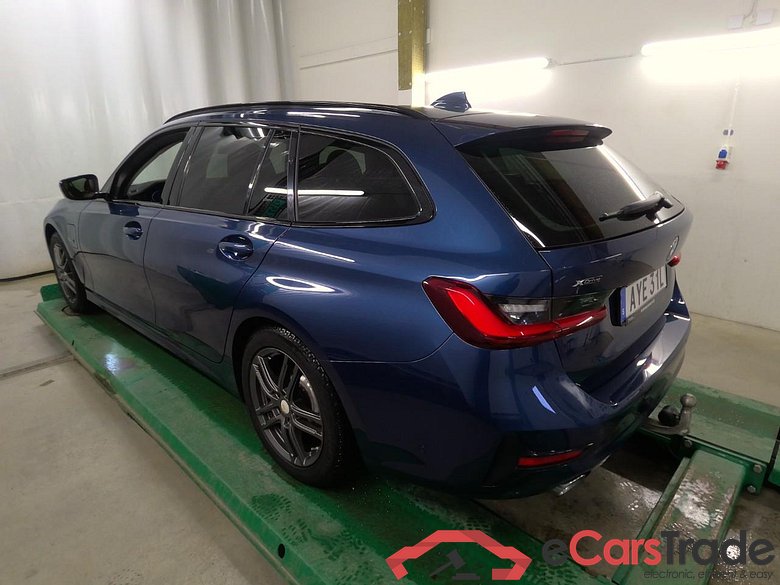 330e Tour. xDr. Connect. Aut #4