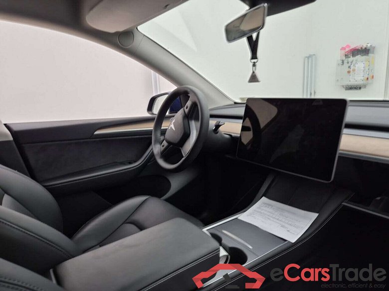 TESLA MODEL Y LONG RANGE DUAL MOTOR #3