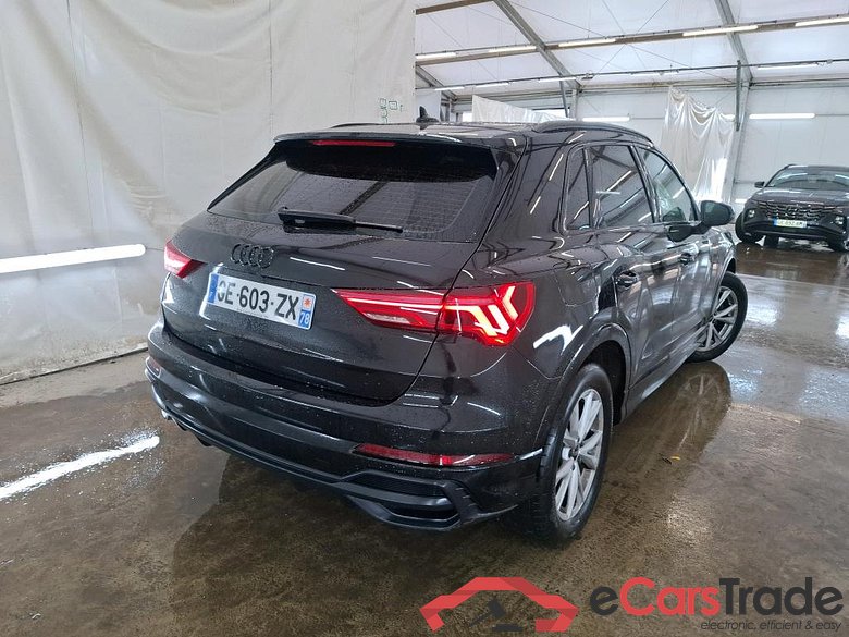 AUDI Q3 / 2018 / 5P / SUV 35 TFSI 150 MHEV S TRONIC S LINE #3
