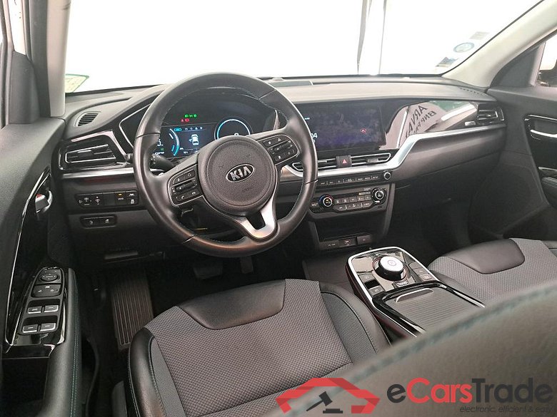 KIA e-Niro / 2016 / 5P / Berline e-Active Business 39 kWh 136 ch #6