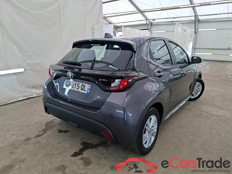 TOYOTA Yaris Hybride / 2019 / 5P / Berline Hybride 116h Dynamic Business Beyond Zer #3