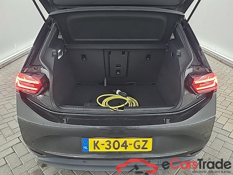 VOLKSWAGEN ID.3 58kWh 1st Plus auto 5D 150kW #5