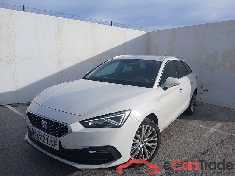 SEAT Nuevo León / 2020 / 5P / familiar SP 1.4 e-Hybrid DSG S&S Xcellence Go L