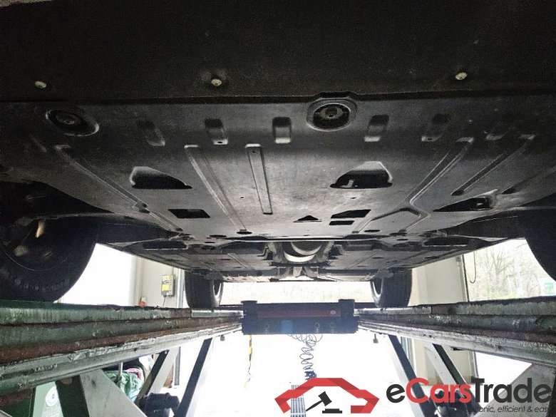 Volvo XC40 (2017->) DE - SUV5 B4 2WD EU6d, Inscription (EURO 6d), 2020 - 2022 #5