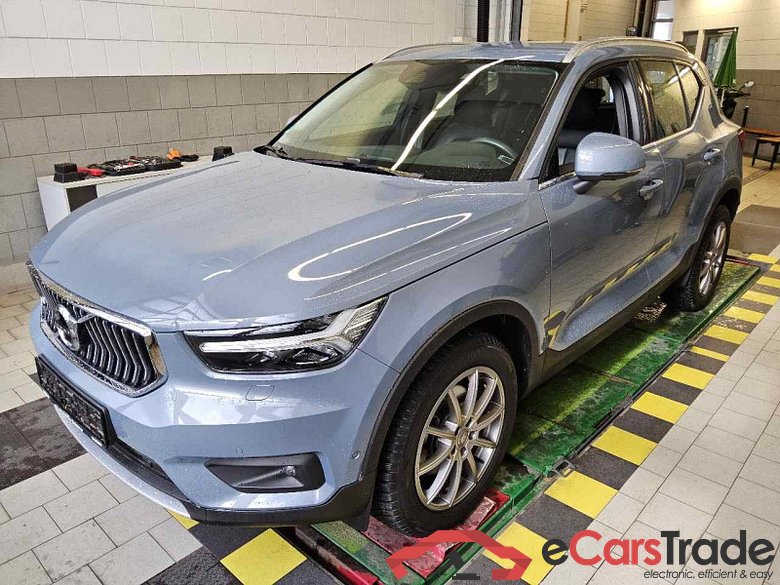 Volvo XC40 (2017->) DE - SUV5 B4 2WD EU6d, Inscription (EURO 6d), 2020 - 2022 #1