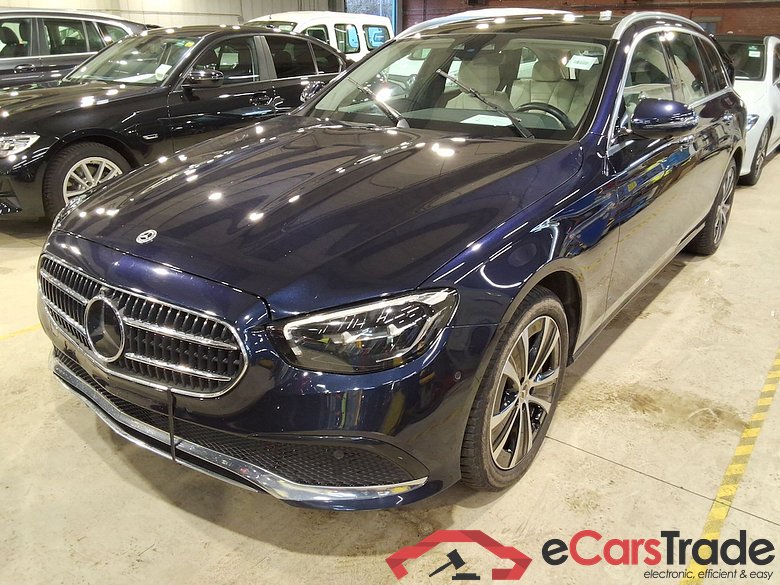 Mercedes E 300de Plug-In Hybrid 4Matic Aut. Pano LED-Xenon Widescreen Navi Sport-Leather KeylessGo Camera Klima PDC ...