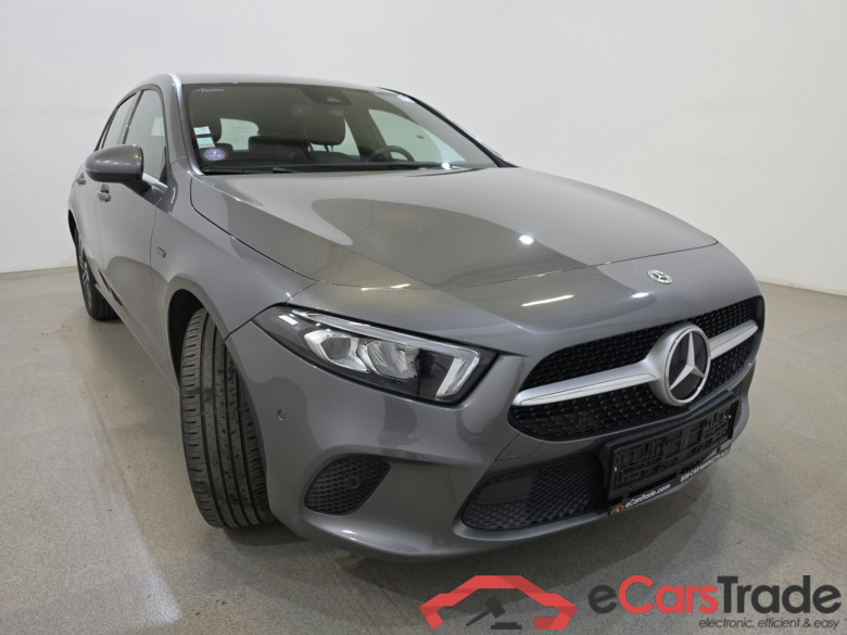 Mercedes A 250e Plug-In Hybrid Aut. LED-Xenon Widescreen Navi 1/2 Sport-Leather KeylessGo Camera Klima PDC ... #3
