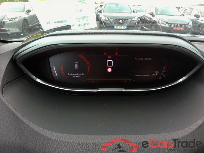 Peugeot 3008 GT 1.2L PureTech Turbo 130 hp (S&S) #5