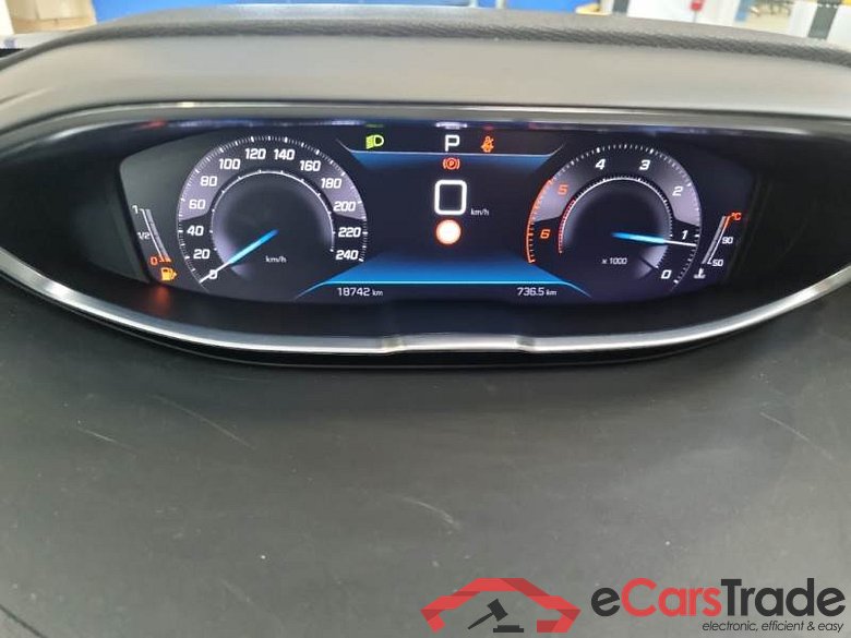 PEUGEOT 3008 / 2020 / 5P / SUV BLUEHDI 130 EAT8 SeS ALLURE #4