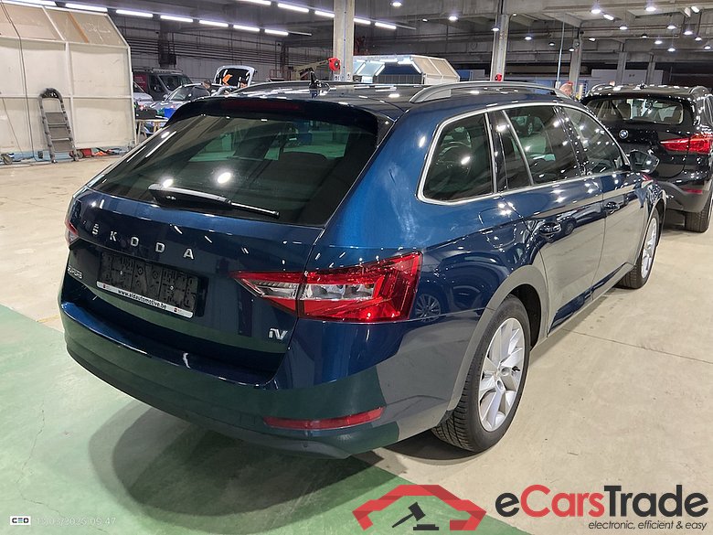 SKODA SUPERB COMBI 1.4 TSI PHEV 160KW DSG6 CLEVER #4