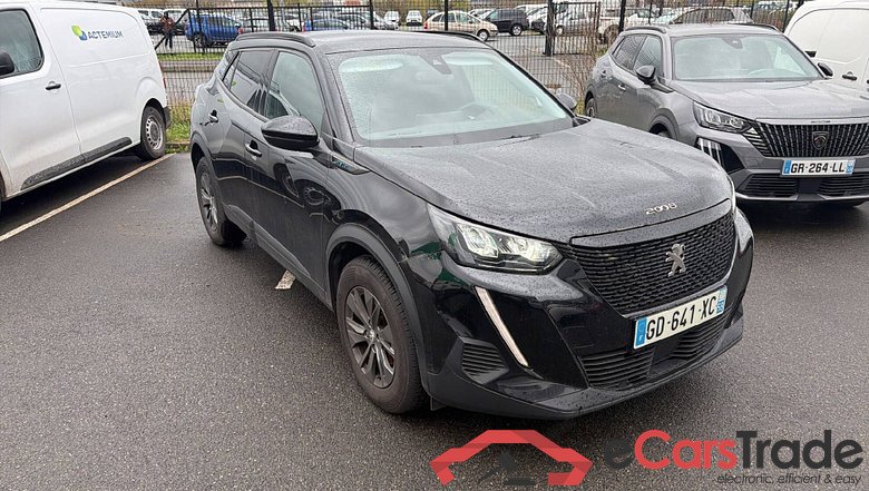 Peugeot 2008 Style PureTech 100 S&S (BVM6) #2