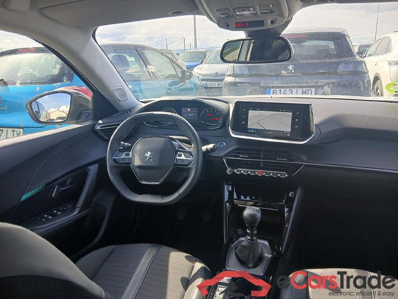 PEUGEOT 2008 / 2019 / 5P / todoterreno Allure BlueHDI 81kW (110CV) #3