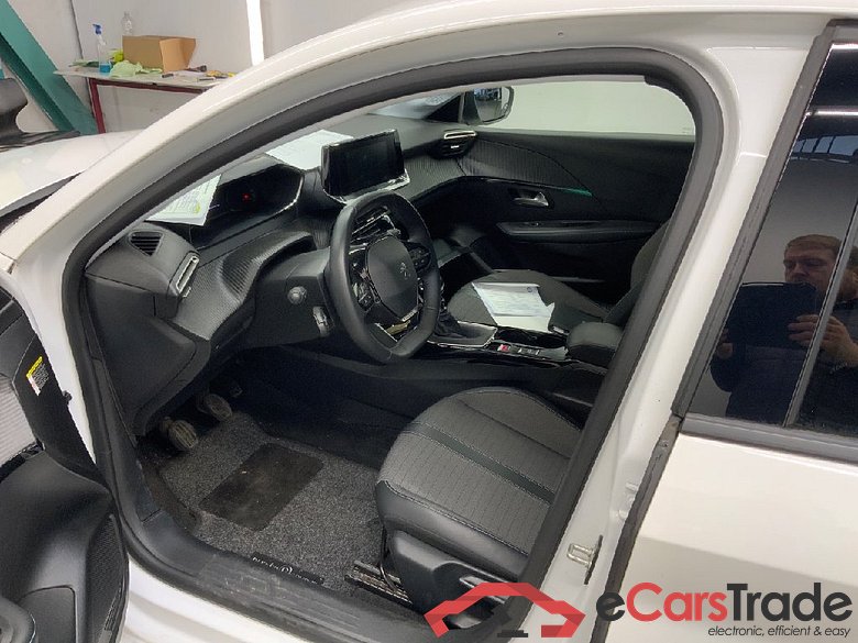 208 Allure 1.5 HDi 75KW MT6 E6d #4