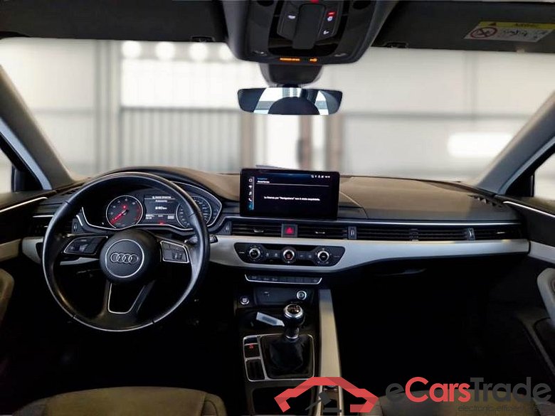 AUDI A4 AVANT / 2019 / 5P / STATION WAGON 2.0 35 TFSI #3