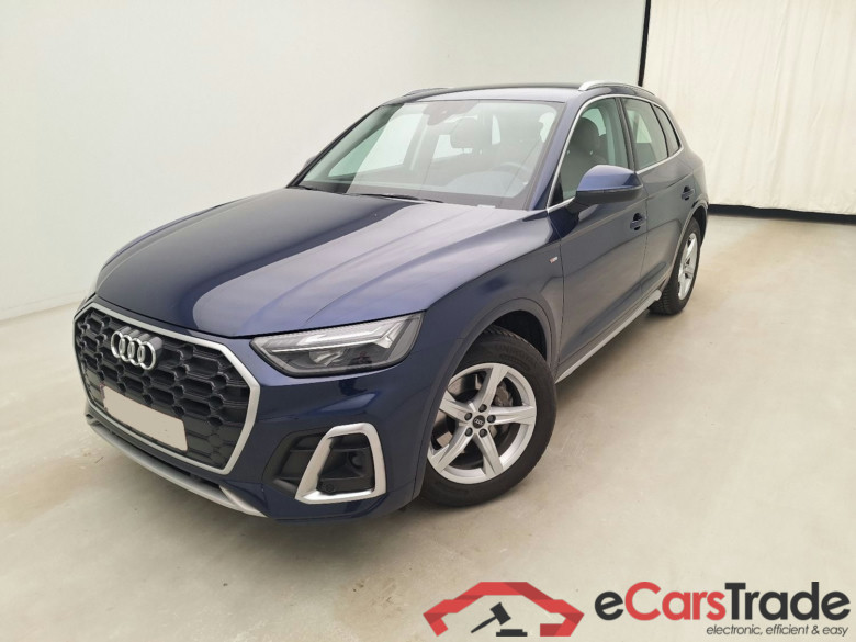 AUDI Q5 2.0 30 TDi S-Line Ext. Aut. LED-Matrix Navi Leather KeylessGo Klima PDC ...