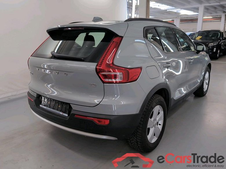 VOLVO XC40 1.5 T2 ESSENTIAL AUTO #4