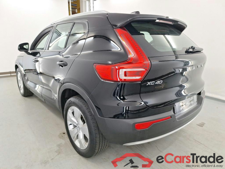 VOLVO XC40 1.5 T2 MOMENTUM PRO #3