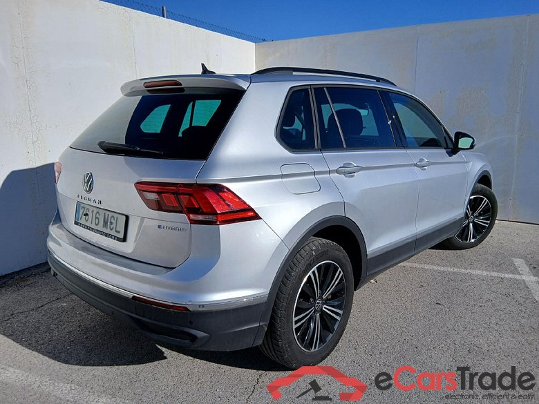 VOLKSWAGEN Tiguan / 2020 / 5P / todoterreno Life 1.4 TSI eHybrid 180kW (245CV) DSG #2