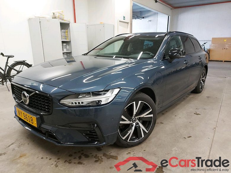 VOLVO - VOL V90 T6 PHEV 350PK R-Design With Head Up & Harman Kardon & R Design Nubuck & Park Assist & 360 Camera & Semi Auto Foldable Towing Hook & SunRoof  * HYBRID *