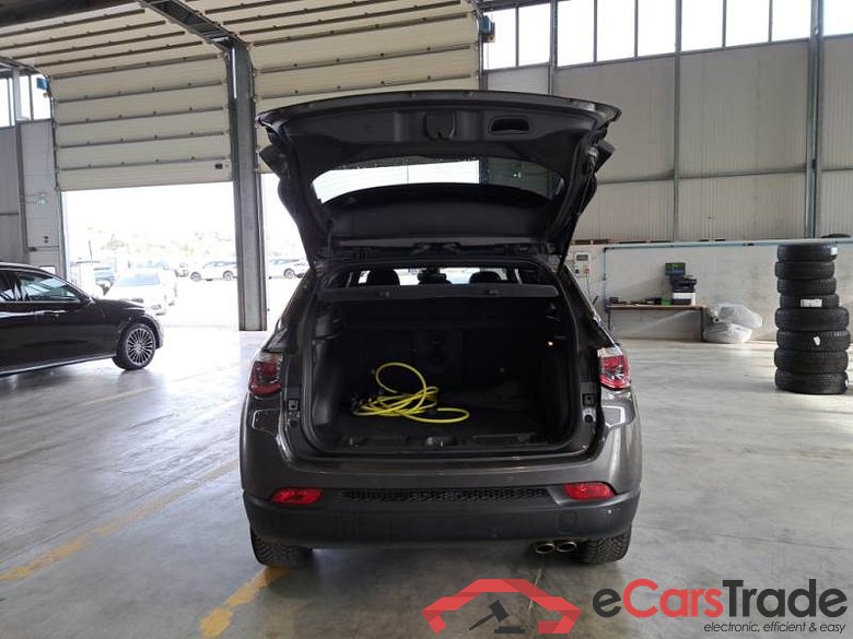 JEEP COMPASS / 2017 / 5P / SUV 1.3 T4 PHEV 240CV S 4XE AUTO #5