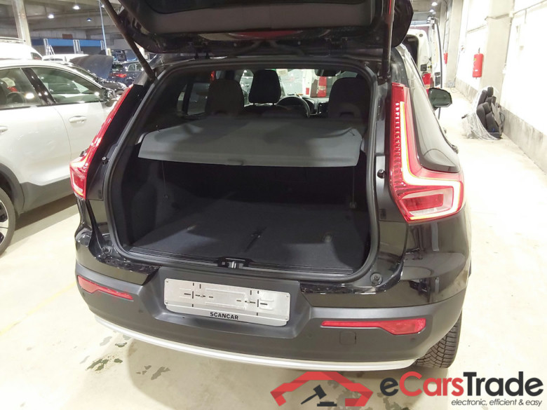 VOLVO XC40 1.5 T2 CORE #3