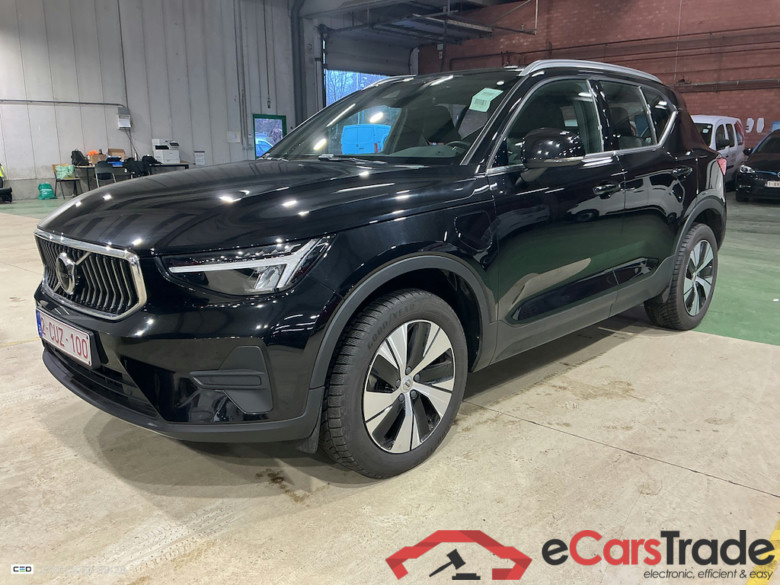 VOLVO XC40 1.5 T4 PHEV CORE DCT #1