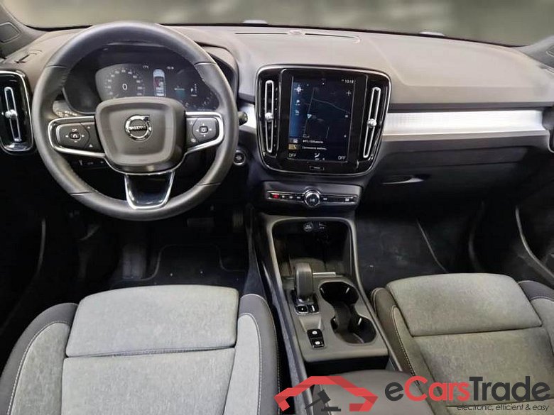 VOLVO XC40 / 2021 / 5P / SUV T4 RECHARGE PLUG-IN AUTO CORE #3