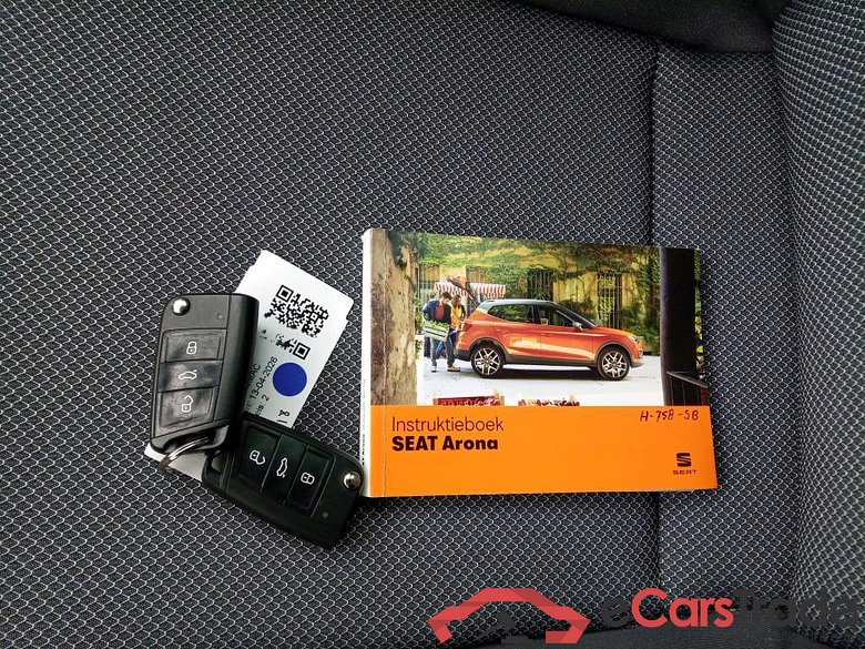 SEAT Arona 70 kW #6